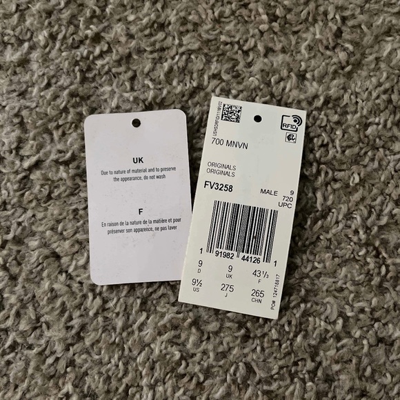 Yeezy 700 MNVM orange - Picture 4 of 6